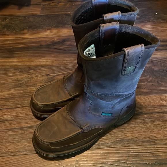 Slip on boots - Picture 2 of 3